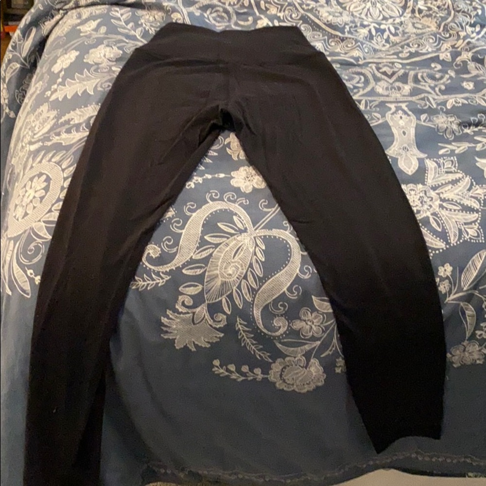 Lululemon Size 6 Black High Rise Leggings